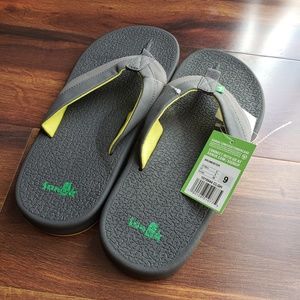 Sanuk Brumeister Sandal Charcoal grey Yellow Sz9